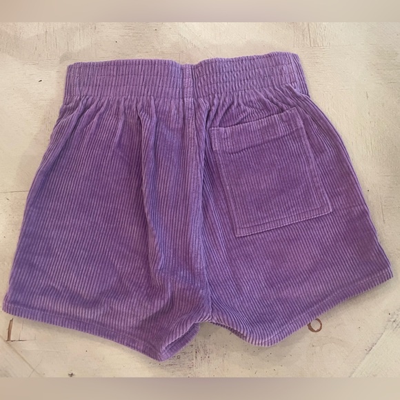 Women’s HAMMIES retro corduroy shorts - Picture 3 of 7